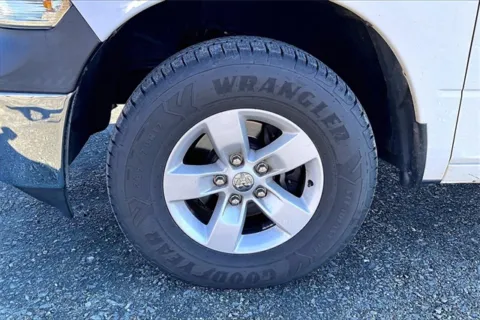 More photos of 2016 Ram 1500 Tradesman at Autova, VA