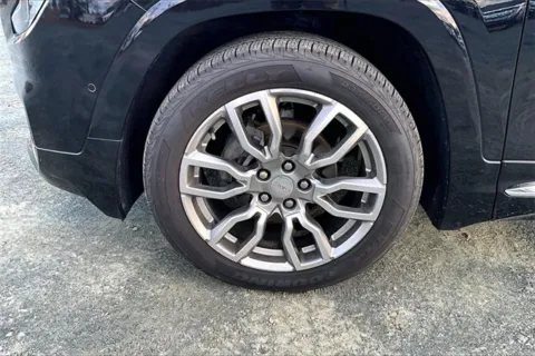 More photos of 2022 GMC Terrain Denali at Autova, VA