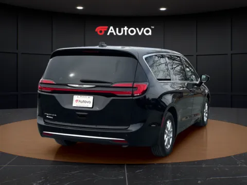 More photos of 2024 Chrysler Pacifica Touring L at Autova, VA