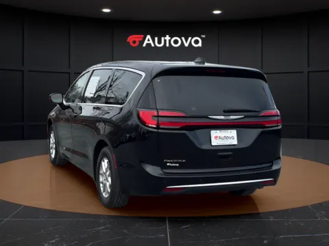 Another view of 2024 Chrysler Pacifica Touring L for sale in Madison Heights, VA at Autova