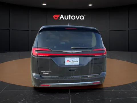 More photos of 2024 Chrysler Pacifica Touring L at Autova, VA