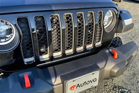 More photos of 2021 Jeep Gladiator Mojave at Autova, VA