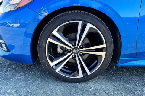 More photos of 2021 Nissan Sentra SR at Autova, VA