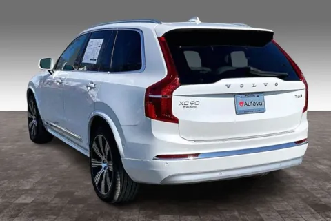 More photos of 2022 Volvo XC90 T6 Inscription at Autova, VA