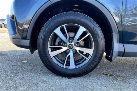 More photos of 2018 Toyota RAV4 XLE at Autova, VA