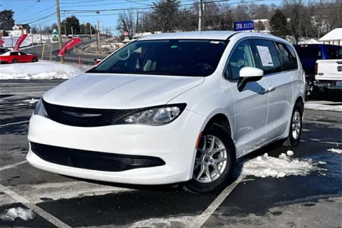 Photos of 2022 Chrysler Voyager LX for sale in Madison Heights, VA at Autova