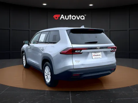 Photos of 2025 Toyota Grand Highlander XLE for sale in Madison Heights, VA at Autova