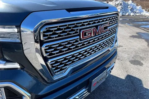 More photos of 2022 GMC Sierra 1500 Limited Denali at Autova, VA