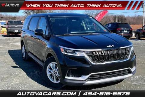 Black 2022 Kia Carnival LXS for sale in Madison Heights, VA