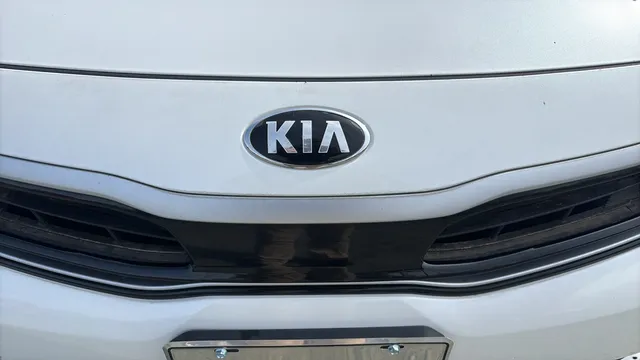 2017 Kia Optima Premium Hybrid - Photo 9