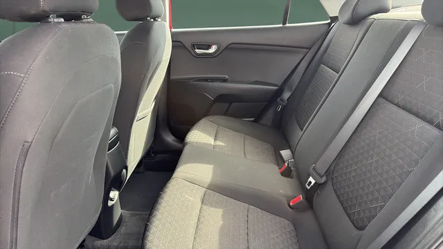 2020 Kia RIO S - Photo 15