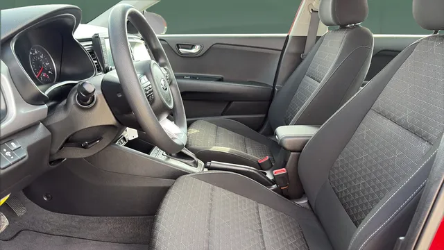 2020 Kia RIO S - Photo 28
