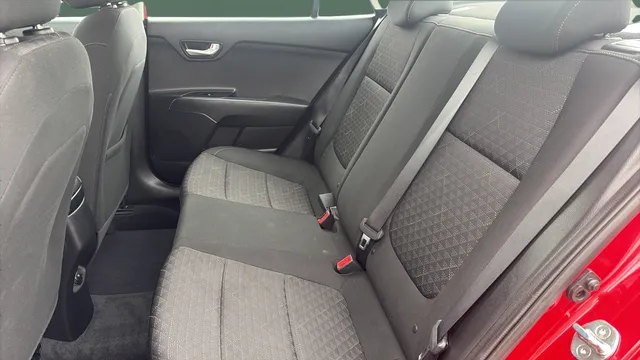 2020 Kia RIO S - Photo 35