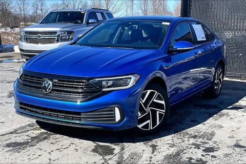 Photos of 2024 Volkswagen Jetta 1.5T SEL for sale in Madison Heights, VA at Autova