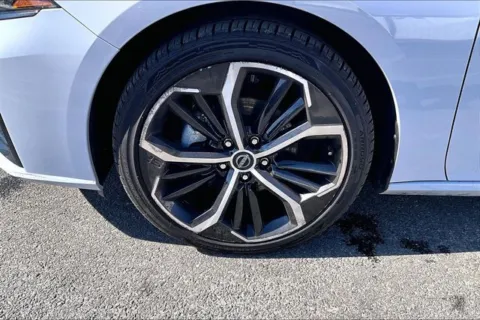 More photos of 2024 Nissan Altima 2.5 SR at Autova, VA