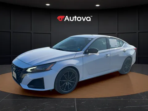 White 2024 Nissan Altima 2.5 SR for sale in Madison Heights, VA