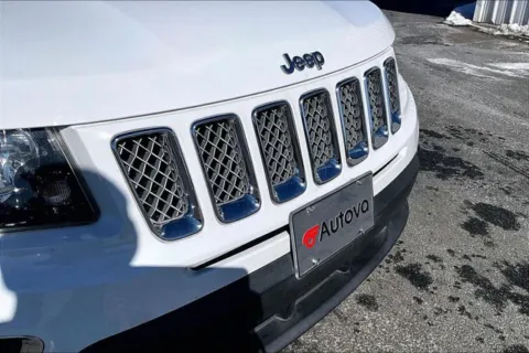 More photos of 2016 Jeep Compass High Altitude at Autova, VA