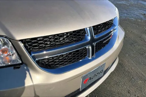 More photos of 2016 Dodge Grand Caravan AVP at Autova, VA