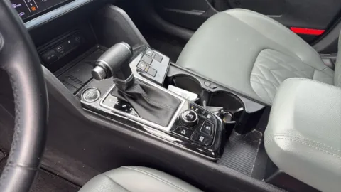 More photos of 2023 Kia Sportage X-Line at Autova, VA