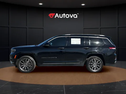 Photos of 2022 Jeep Grand Cherokee L Summit for sale in Madison Heights, VA at Autova