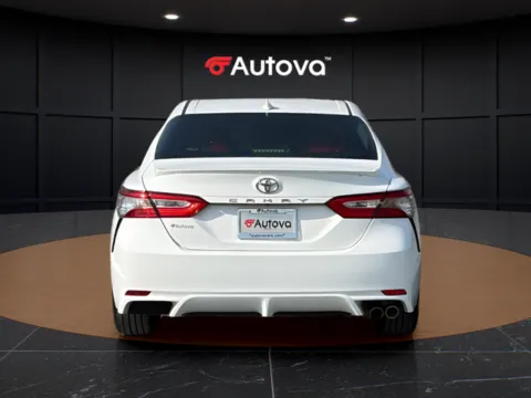 More photos of 2019 Toyota Camry SE at Autova, VA