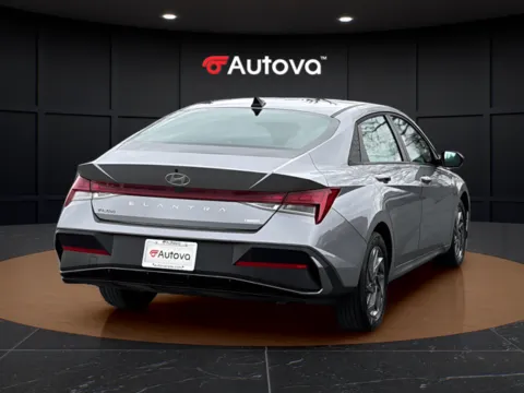 More photos of 2025 Hyundai Elantra Hybrid Blue at Autova, VA