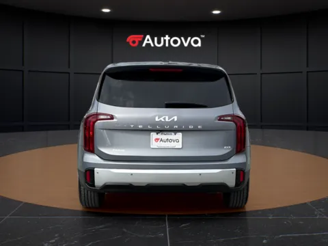 More photos of 2023 Kia Telluride LX at Autova, VA