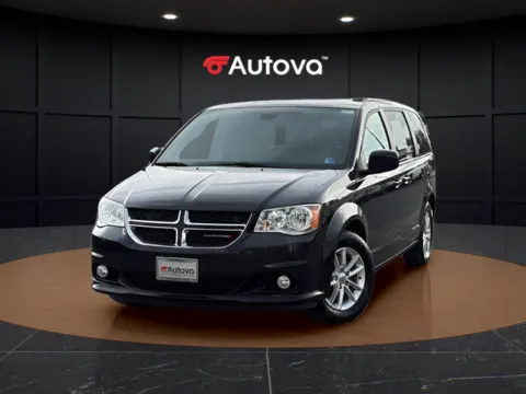Black 2019 Dodge Grand Caravan SXT for sale in Madison Heights, VA