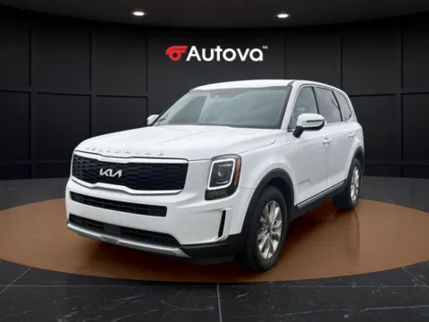 White 2022 Kia Telluride LX for sale in Madison Heights, VA