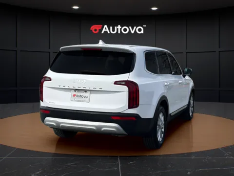 More photos of 2022 Kia Telluride LX at Autova, VA