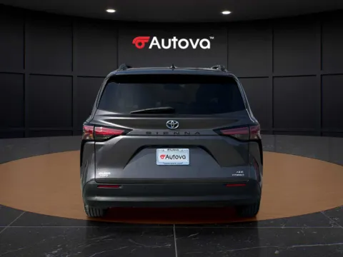 More photos of 2021 Toyota Sienna XLE at Autova - Madison Heights, VA