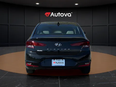 More photos of 2019 Hyundai Elantra SEL at Autova, VA