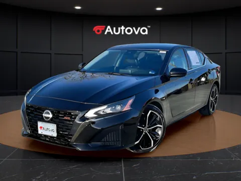 Black 2023 Nissan Altima 2.5 SR for sale in Madison Heights, VA