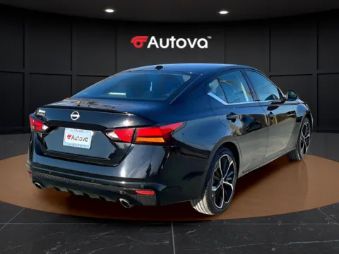 More photos of 2023 Nissan Altima 2.5 SR at Autova, VA