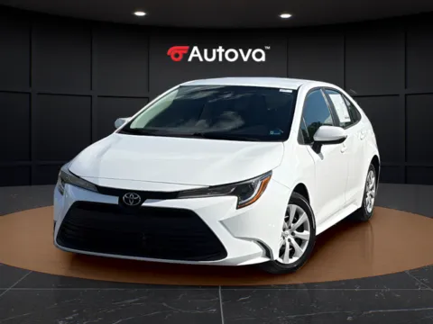 White 2023 Toyota Corolla LE for sale in Madison Heights, VA