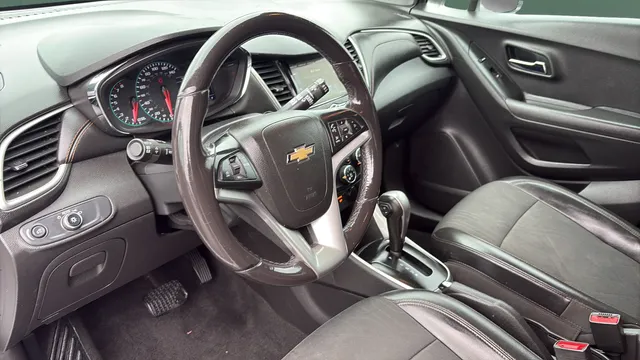 2019 Chevrolet Trax LT - Photo 13