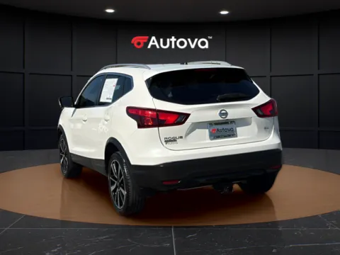 Another view of 2017 Nissan Rogue Sport SL for sale in Madison Heights, VA at Autova