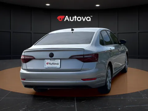 More photos of 2020 Volkswagen Jetta R-Line at Autova, VA