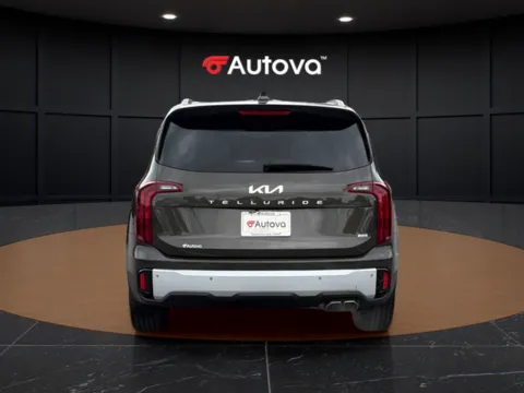 More photos of 2023 Kia Telluride S at Autova, VA