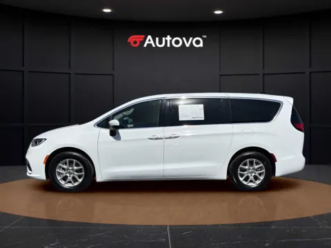 Photos of 2023 Chrysler Pacifica Touring L for sale in Madison Heights, VA at Autova - Madison Heights
