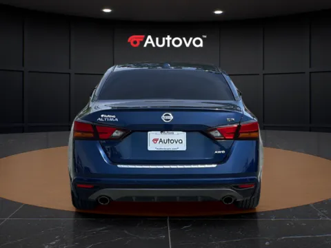 More photos of 2022 Nissan Altima 2.5 SR at Autova, VA