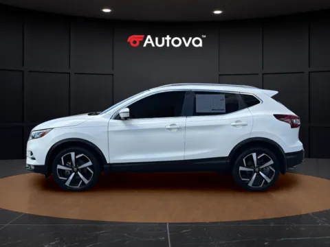 Photos of 2021 Nissan Rogue Sport SL for sale in Madison Heights, VA at Autova