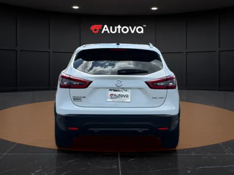 More photos of 2021 Nissan Rogue Sport SL at Autova, VA