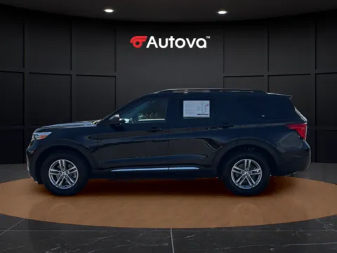 Photos of 2022 Ford Explorer XLT for sale in Madison Heights, VA at Autova
