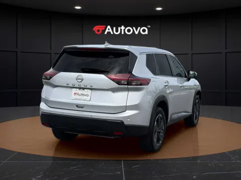More photos of 2024 Nissan Rogue SV at Autova - Madison Heights, VA