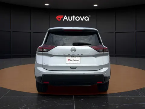 More photos of 2024 Nissan Rogue SV at Autova - Madison Heights, VA