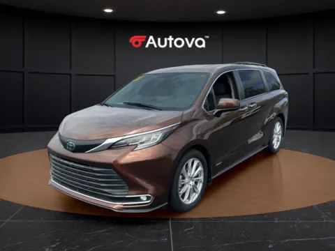 Brown 2021 Toyota Sienna XLE for sale in Madison Heights, VA