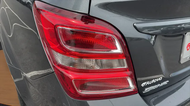 2019 Chevrolet Sonic Premier - Photo 11