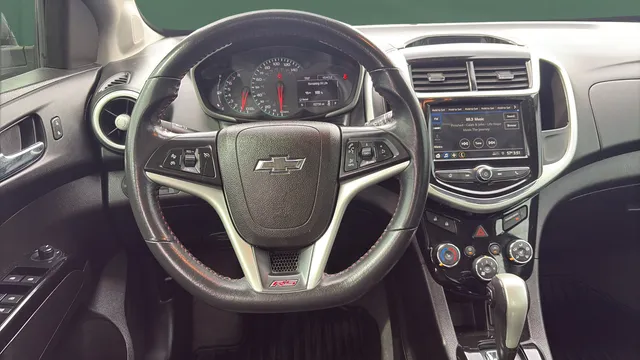 2019 Chevrolet Sonic Premier - Photo 22
