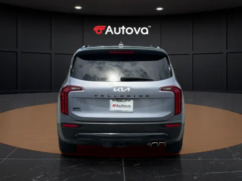 More photos of 2022 Kia Telluride SX at Autova, VA